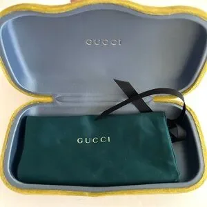 Gucci Velvet Sunglasses Case with Drawstring glasses bag Gucci | Other | Gucci Velvet Glasses Case With Drawstring  main image 4